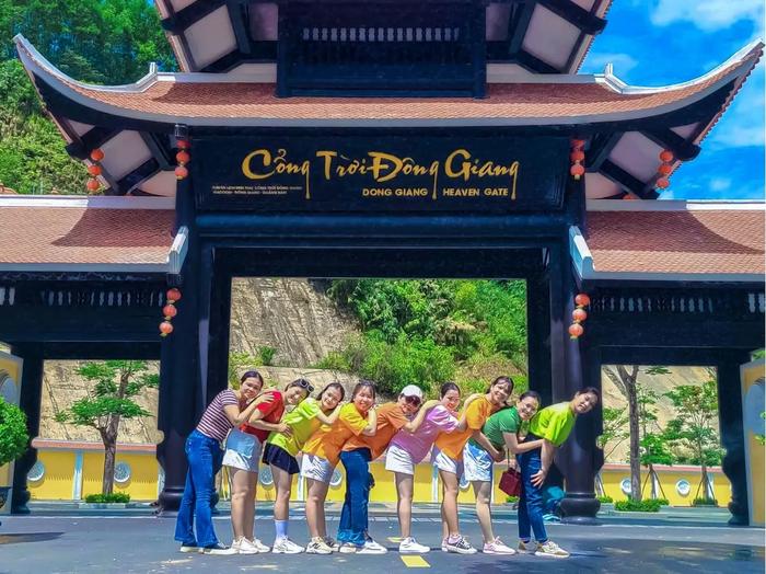 Công trình điêu khắc tiêu biểu tại Khu du lịch Cổng Trời Đông Giang do Bình An thực hiện