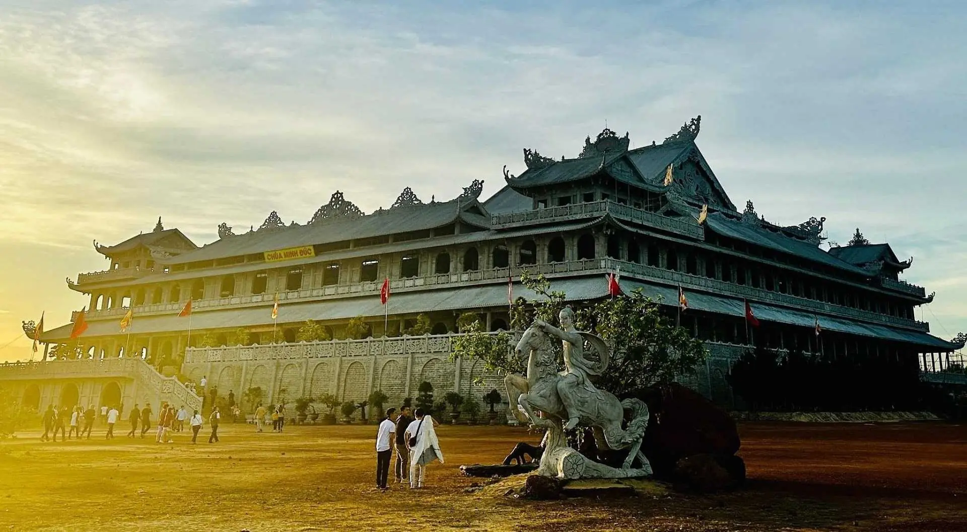 Tượng Phật xi măng Quảng Ngãi - dịch vụ đắp tượng Phật của Xưởng điêu khắc Bình An